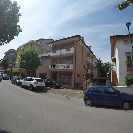 Apartament Best Price - Agenzia Cocal Apartment Caorle